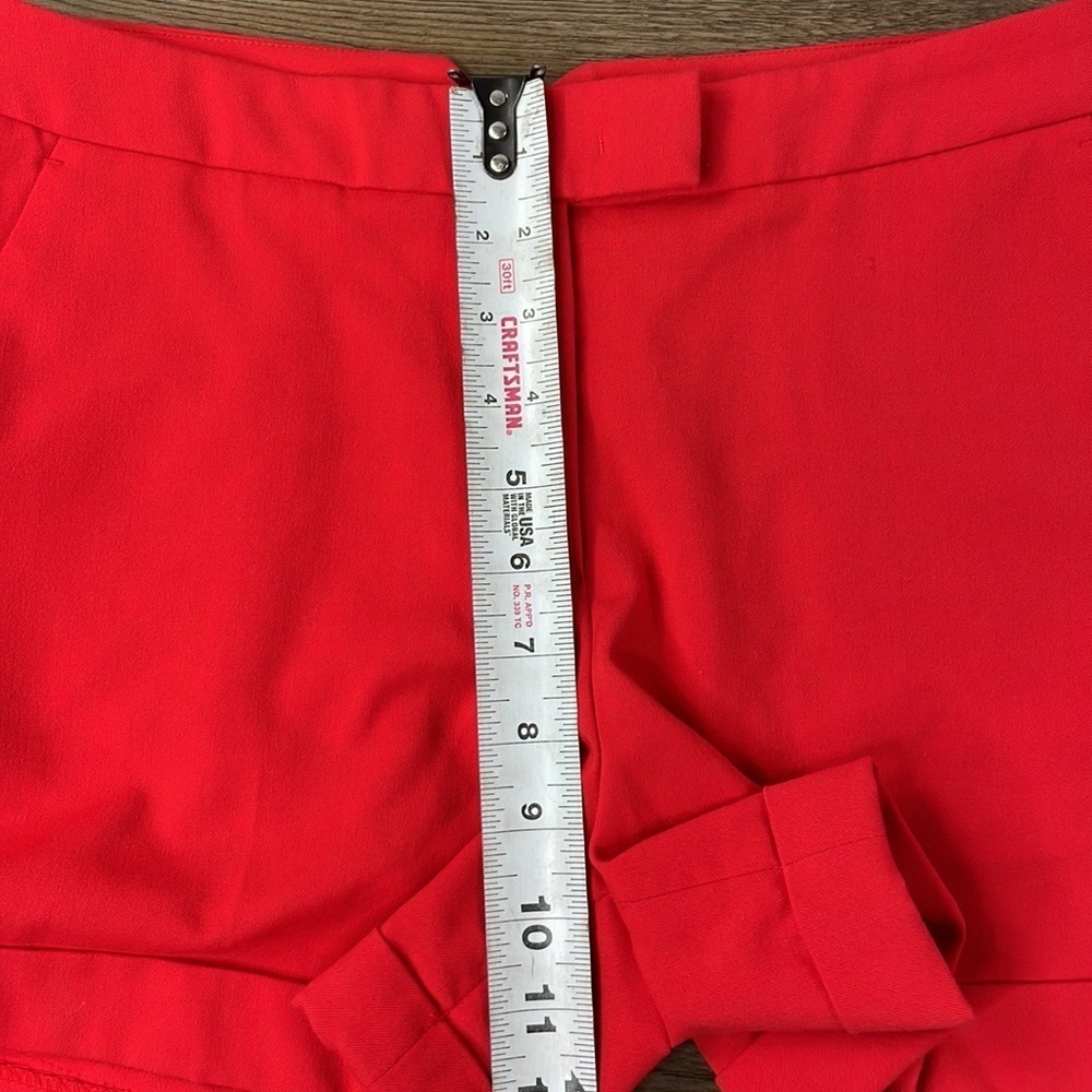 H&M Women’s Mid Rise Red Shorts, size 4 - Picture 6 of 10